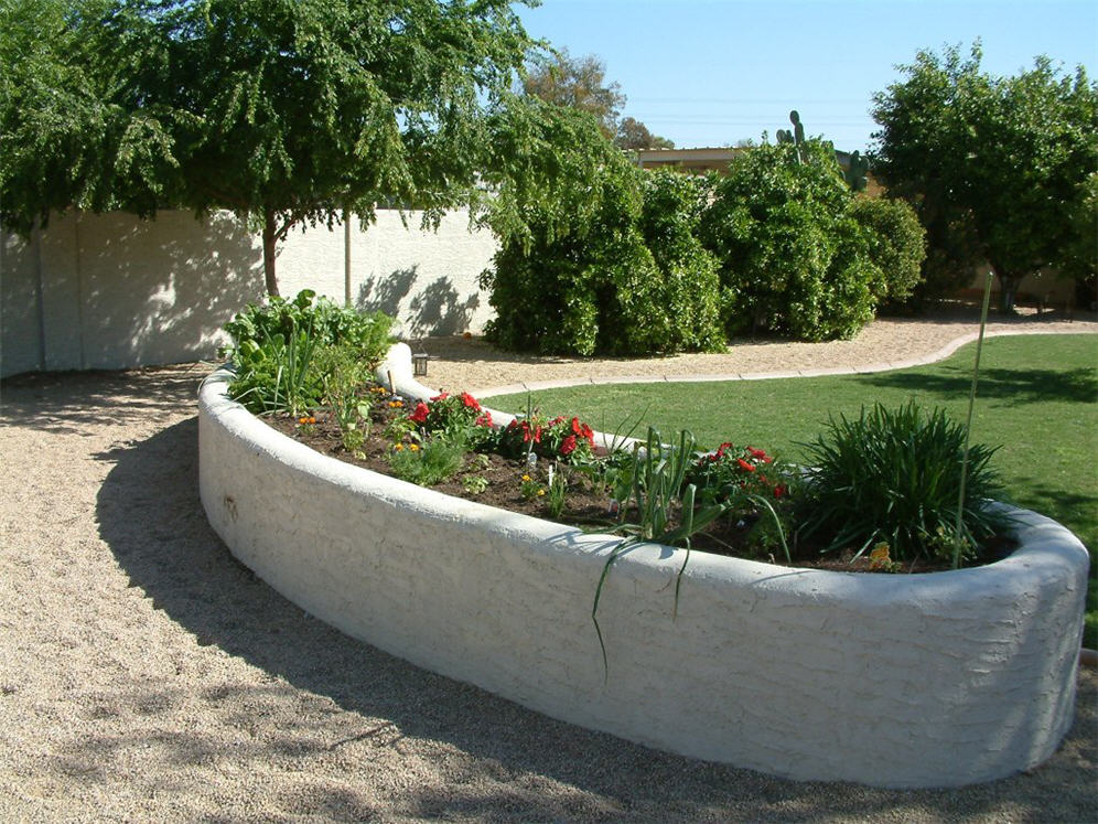 Graceful Curving Planter