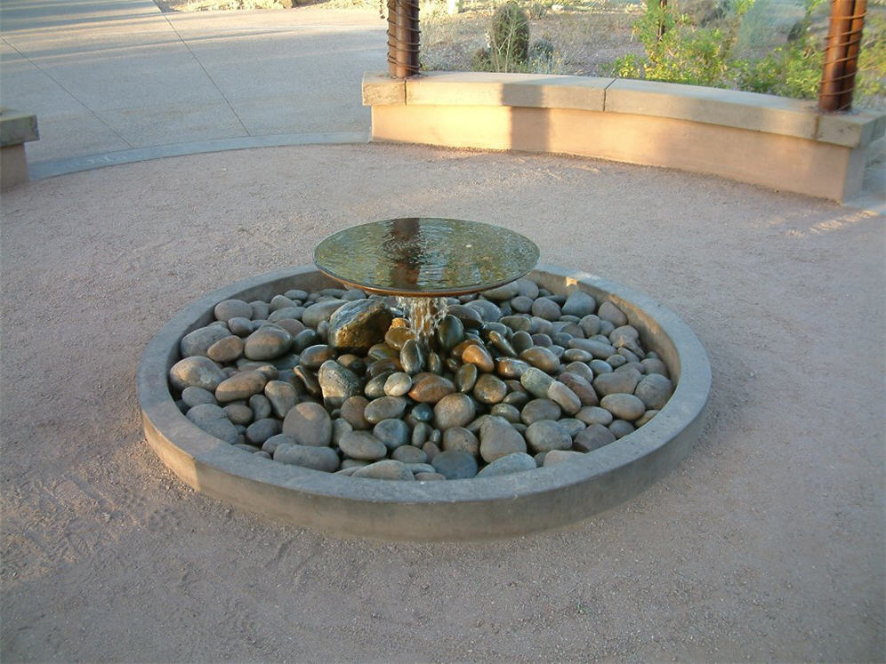 Trickling Water into the Rocks